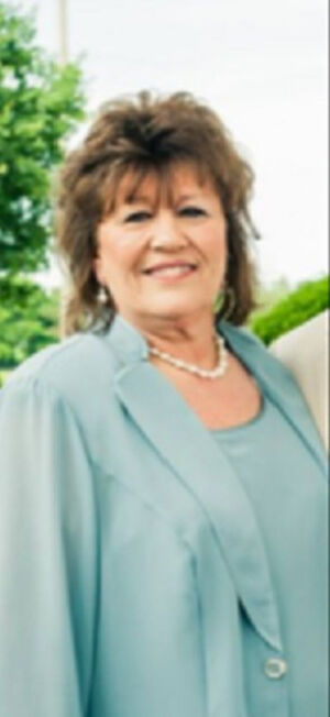 Jerri Vanhoose free obit pic.jpg